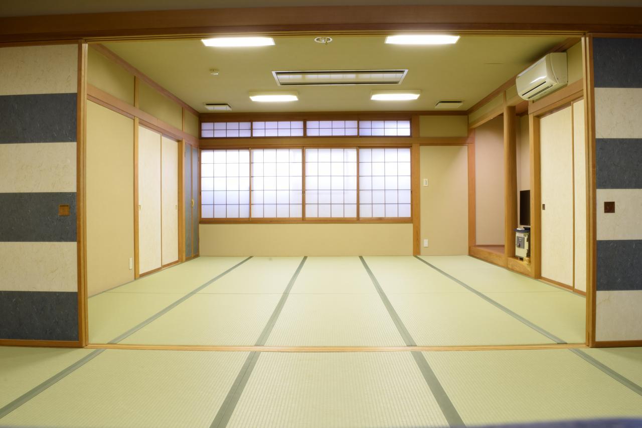 Takasaki Kannonyama Onsen Kinzanso Hotel Zewnętrze zdjęcie