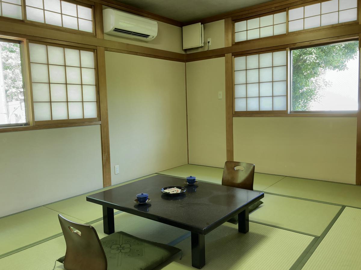 Takasaki Kannonyama Onsen Kinzanso Hotel Zewnętrze zdjęcie