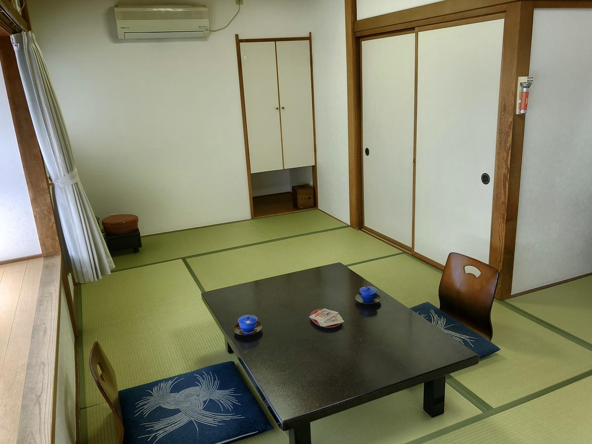 Takasaki Kannonyama Onsen Kinzanso Hotel Zewnętrze zdjęcie